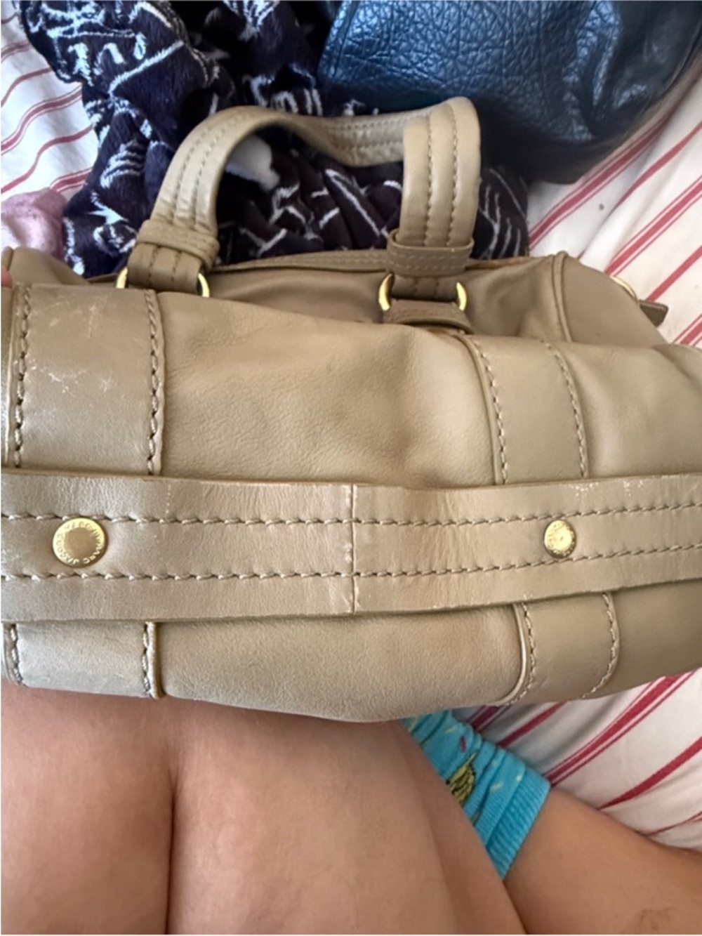 ☀️SALE!☀️ Marc Jacobs Totally Turnlock Lil Shifty Taupe Leather Bag - Picture 6 of 11